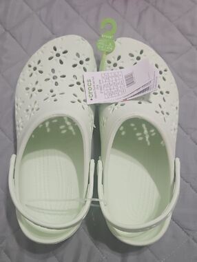 CROCS Mint Green Floral Cutout Clogs